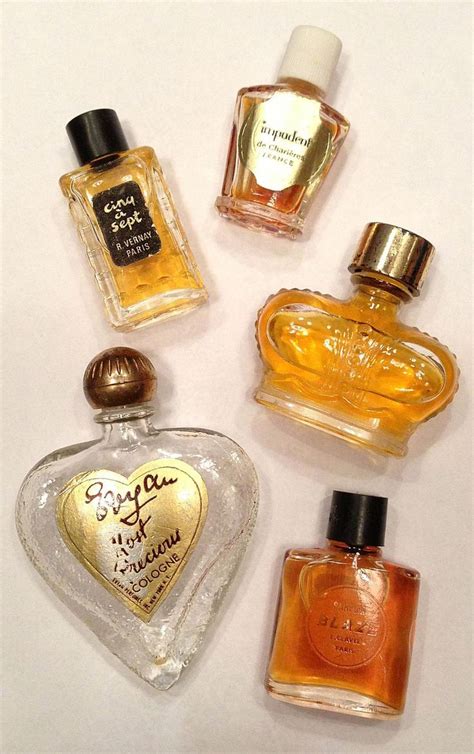 identify perfume by bottle